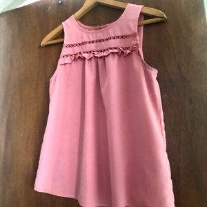 Delicate layering top